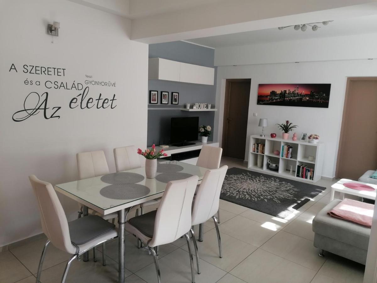 Ferienwohnung Angela Haz Balatonberény Exterior foto